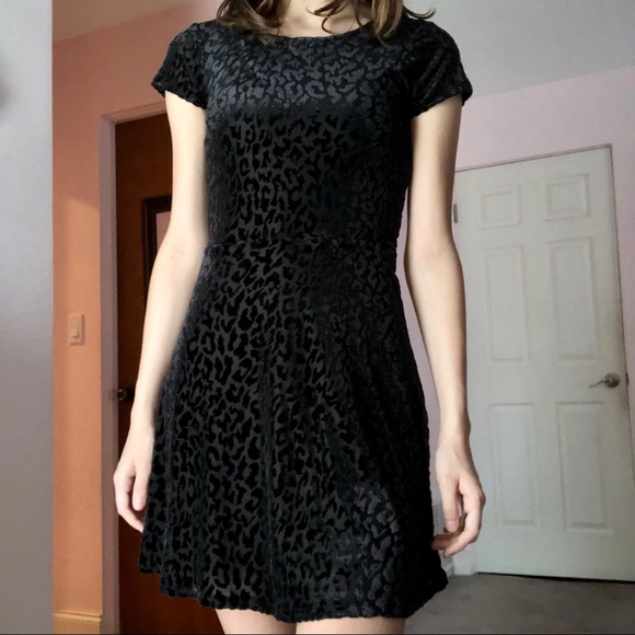 Black Leopard Print Aéropostale Dress SMALL - Picture 1 of 5